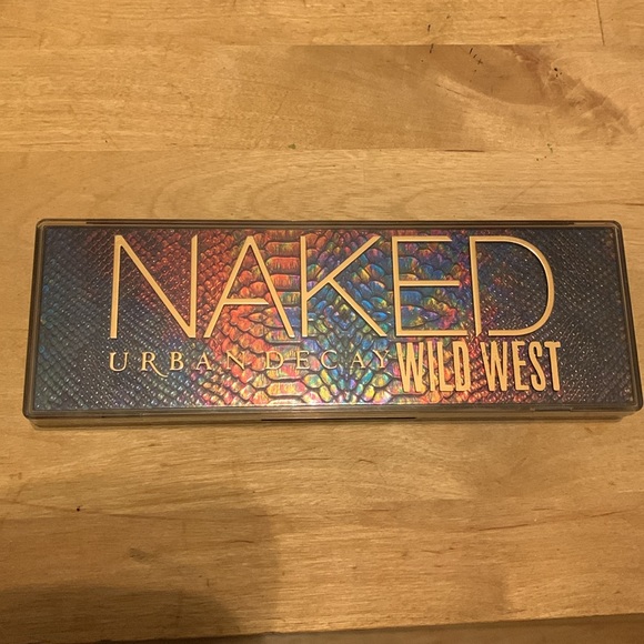 Urban Decay Naked Wild West Eyeshadow Palette - Picture 11 of 15